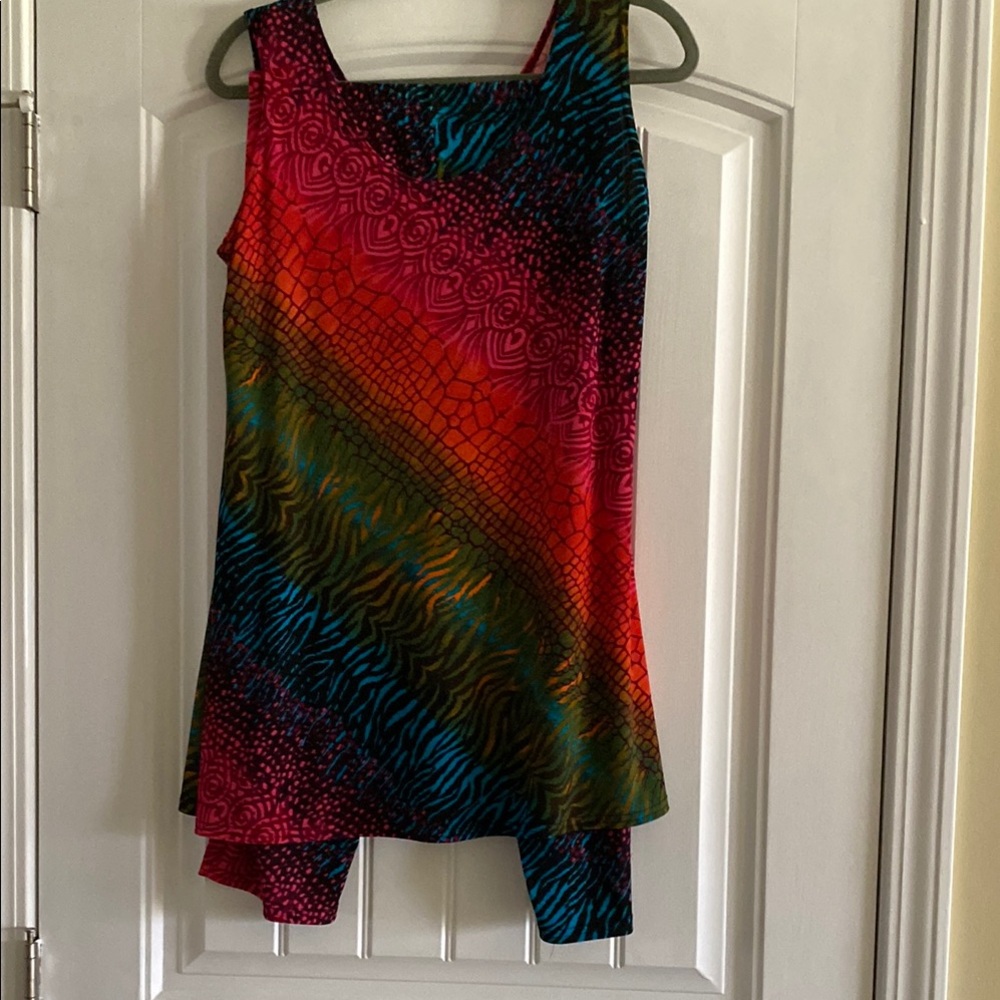 4/$15 Multicolor Sleeveless Top & Capri Pant
